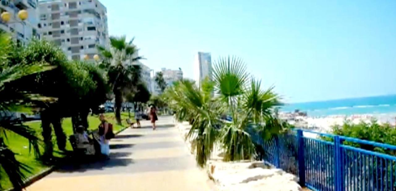 Beachfront Studio Apartment Bat Yam 412 外观 照片