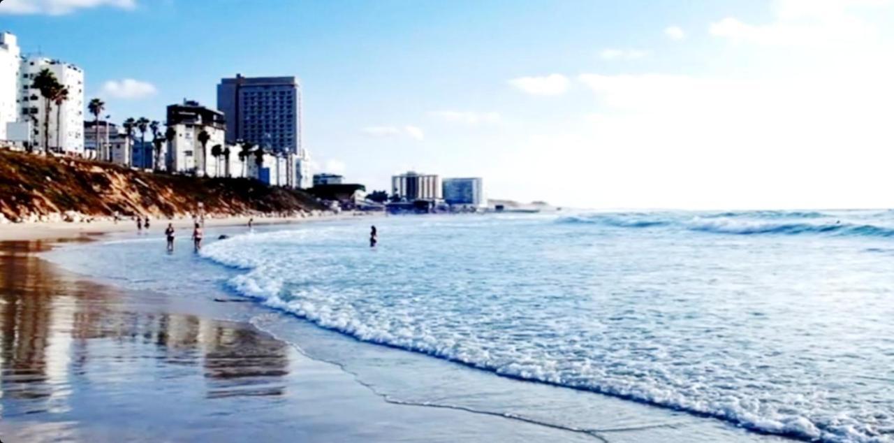Beachfront Studio Apartment Bat Yam 412 外观 照片