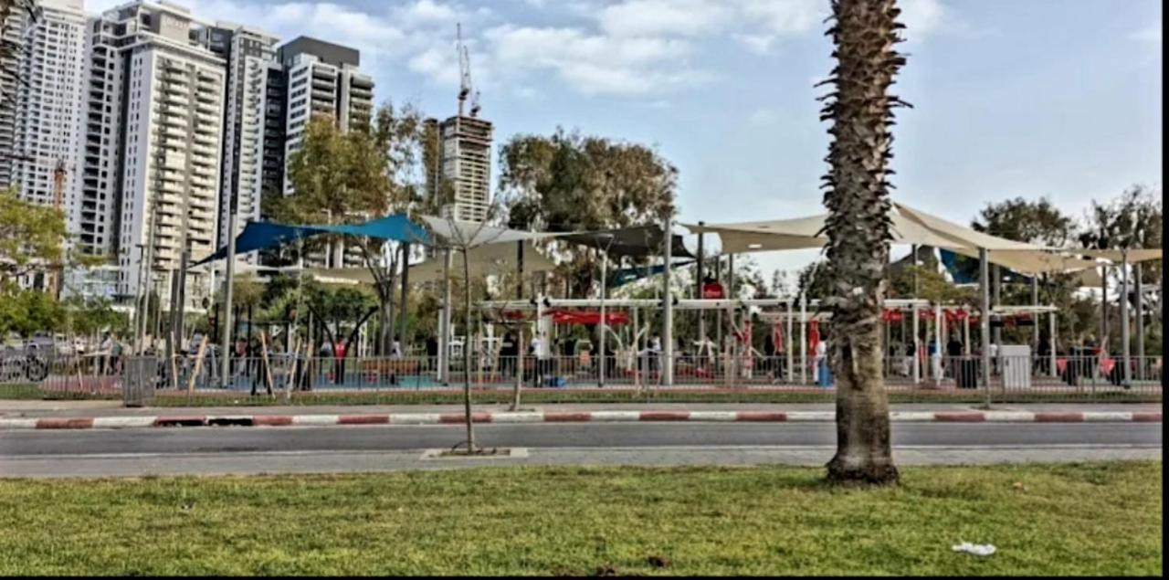 Beachfront Studio Apartment Bat Yam 412 外观 照片